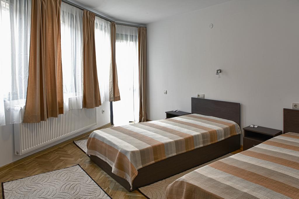 Pepi Guest House Wielkie Tyrnowo Zewnętrze zdjęcie